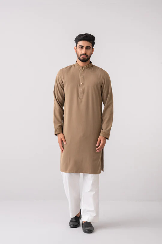 Sharable encompassing installation-24